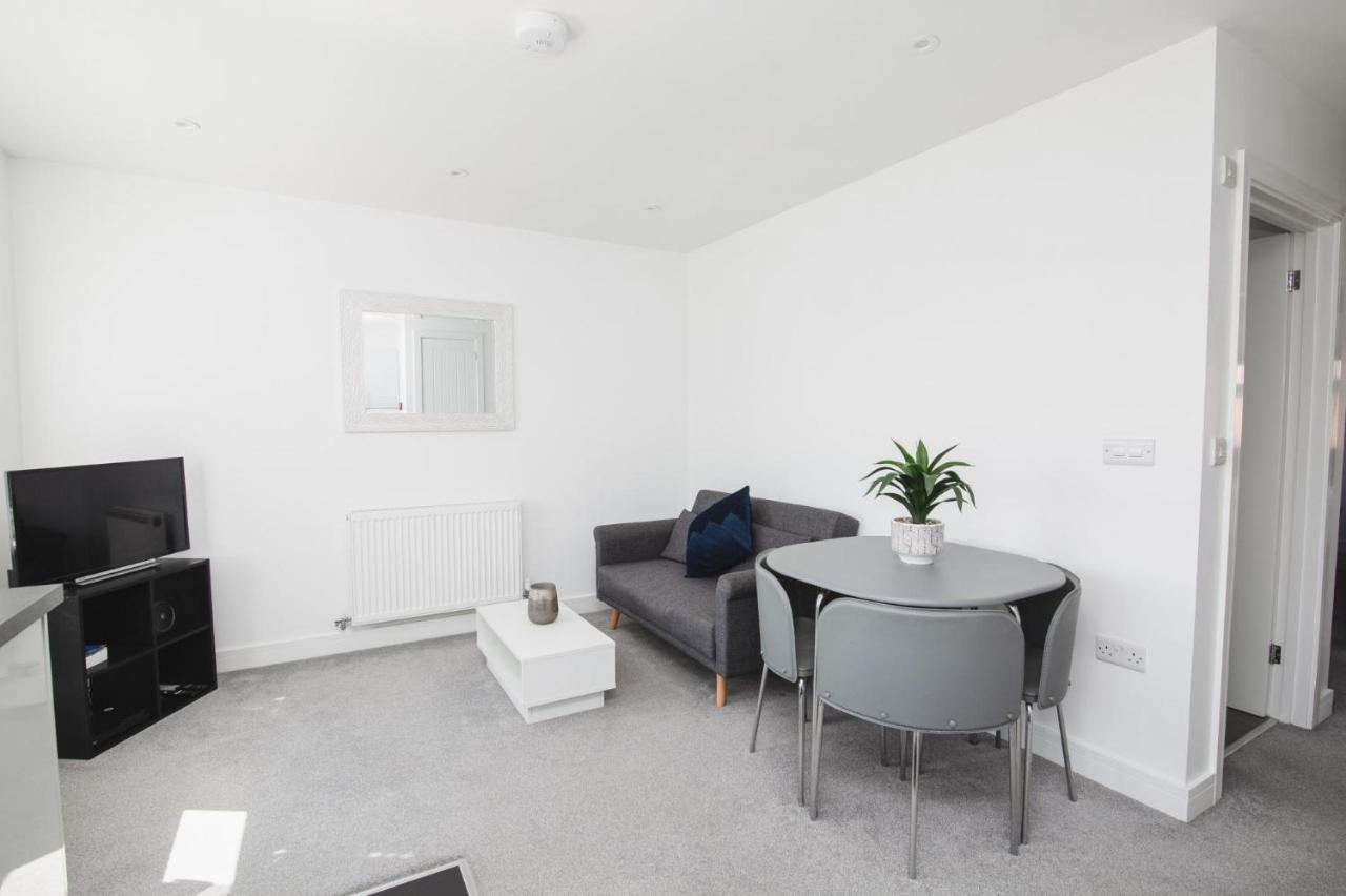 New 2Bd Pontac Flat In The Heart Of Didcot Villa Exterior photo